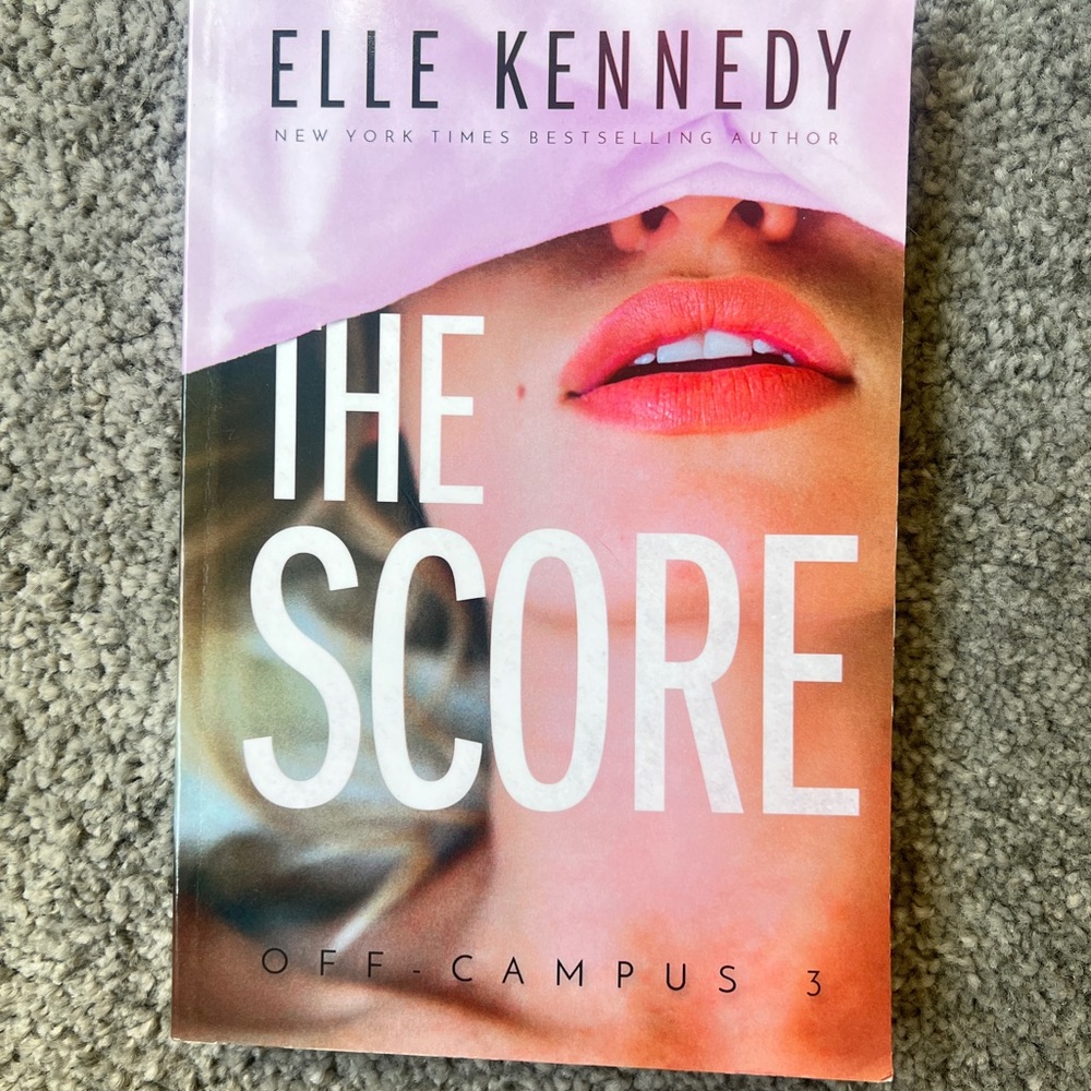 The Score by Elle Kennedy romance book